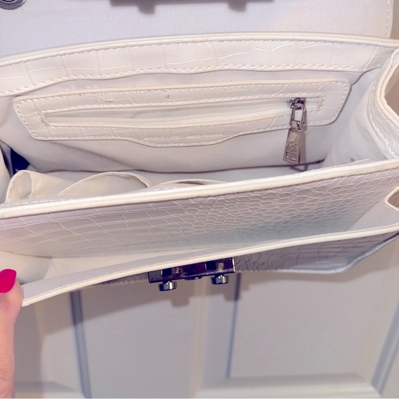 Badgley Mischka White Croc-Embossed Shoulder Bag - Picture 4 of 4